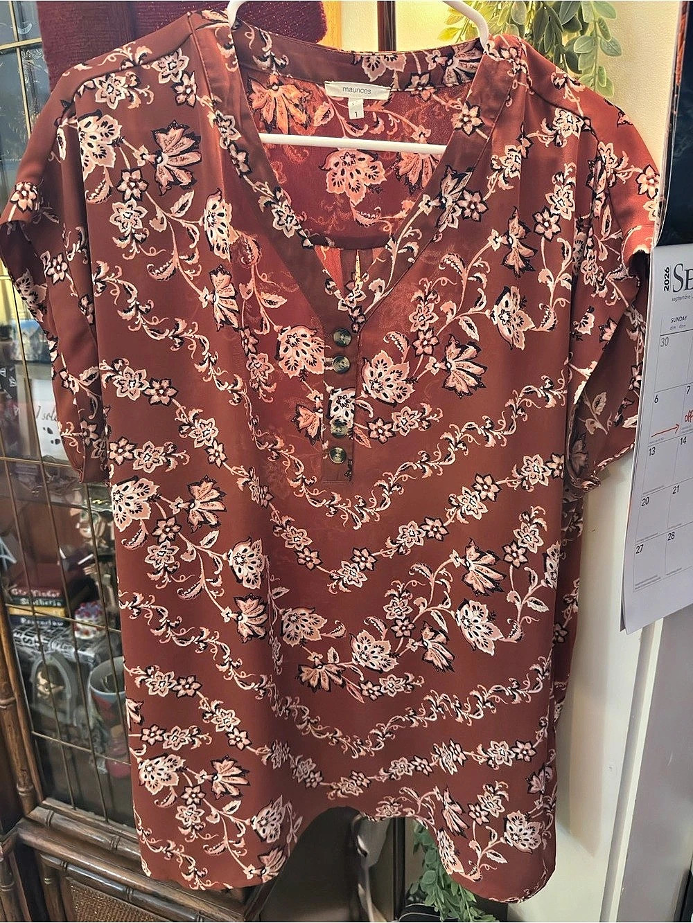 Maurices Rust Floral Henley Top Blouse Brown & Pink